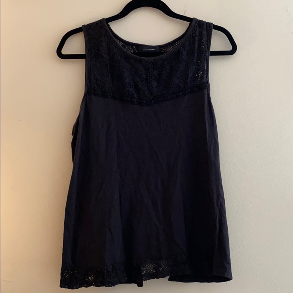Split open back black tank top w crochet detail